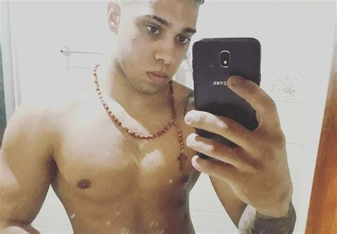 vídeo vazado de gabriel monteiro|Adolescente que aparece em vídeo íntimo com。